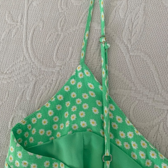 Zara Green Daisy Romper - Picture 8 of 9